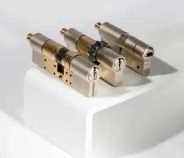 Preview: BE WAVE Alarmsteuerungs- und Motorzylinderset zur Scharf-/Unscharfschaltung